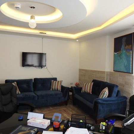 London Bridge Hotel Amman Exteriör bild
